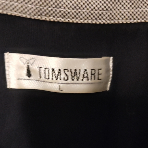 🎄 Men's Navy Dress Shirt - Picture 5 of 5